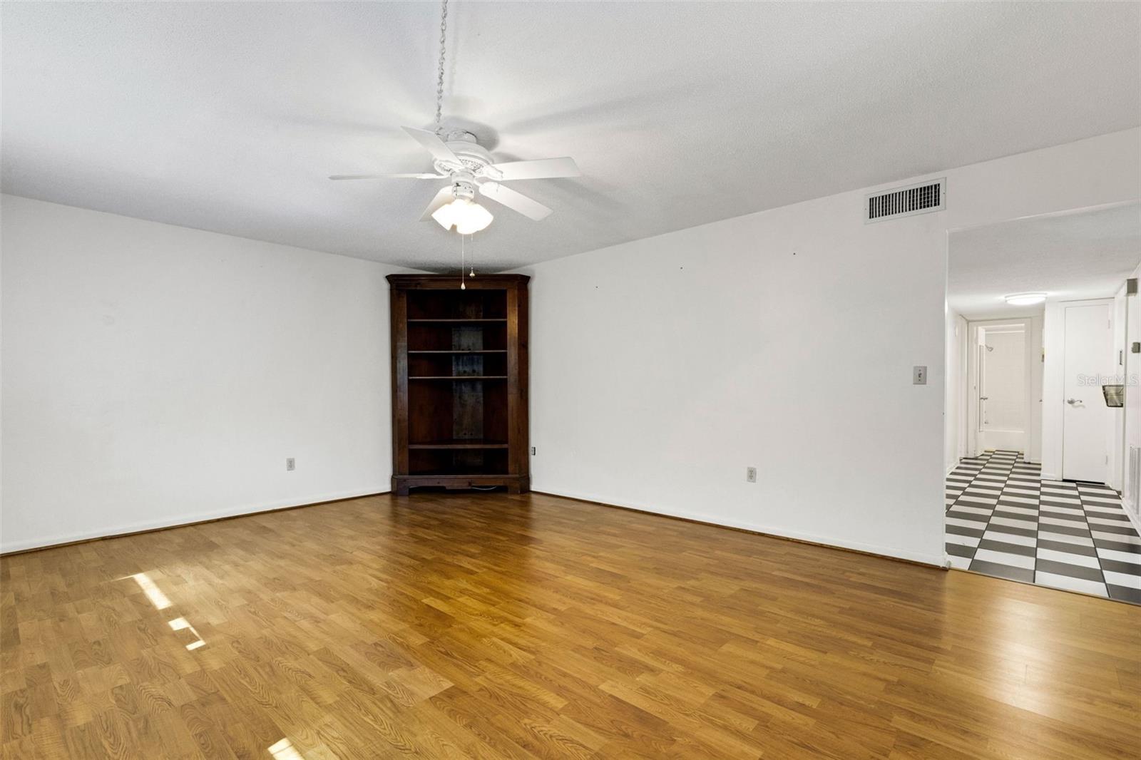 IMPERIAL SOUTHGATE VILLAS SEC 02 - Residential