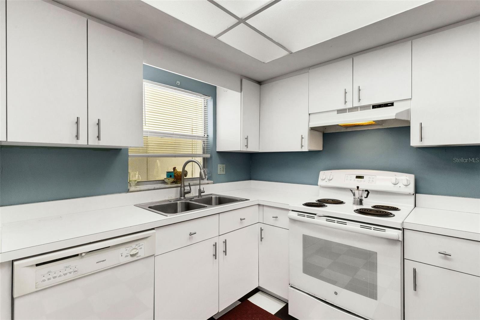 IMPERIAL SOUTHGATE VILLAS SEC 02 - Residential