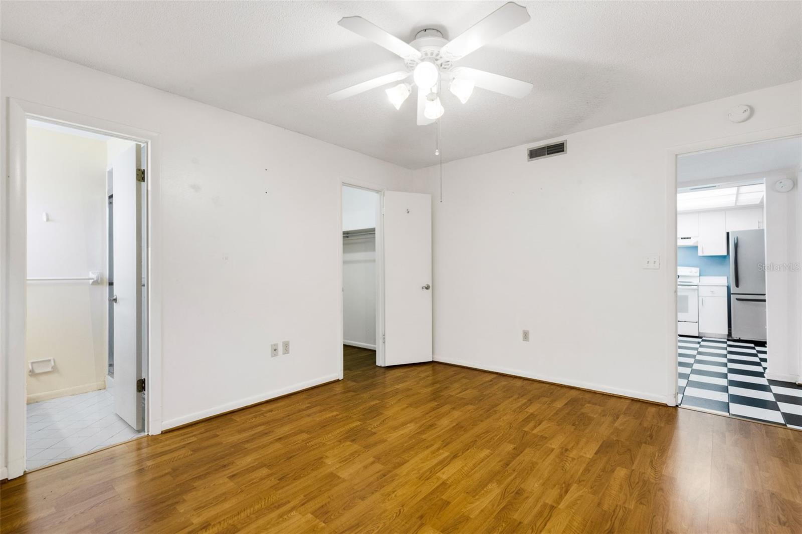 IMPERIAL SOUTHGATE VILLAS SEC 02 - Residential