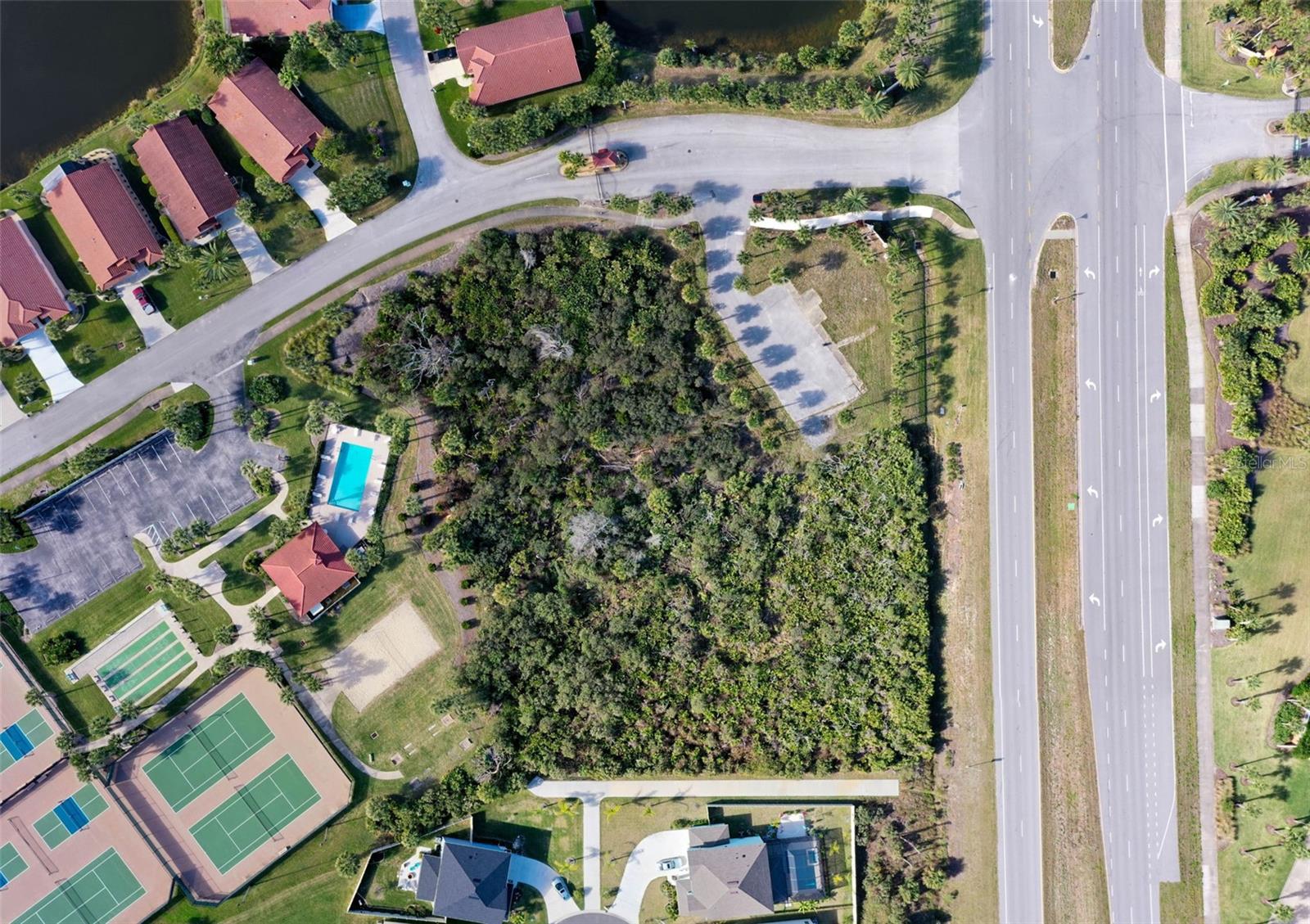 MATANZAS SHORES - Land