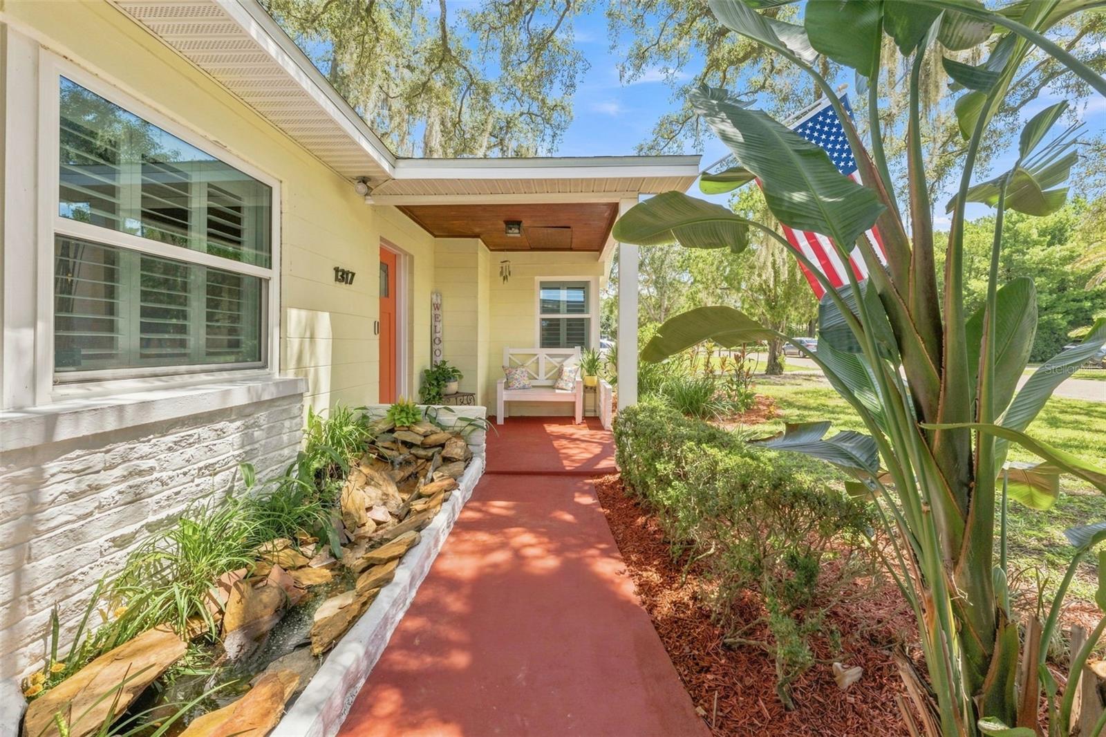 1317 DIVOT LANE