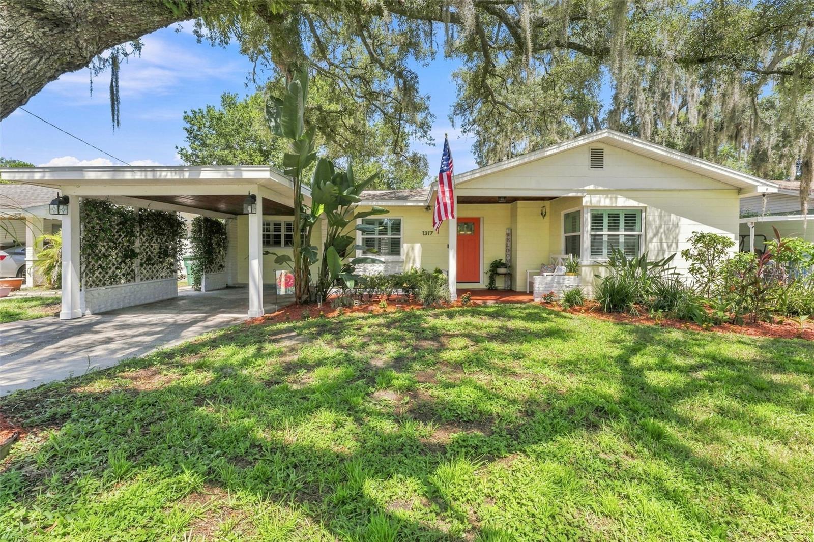 1317 DIVOT LANE