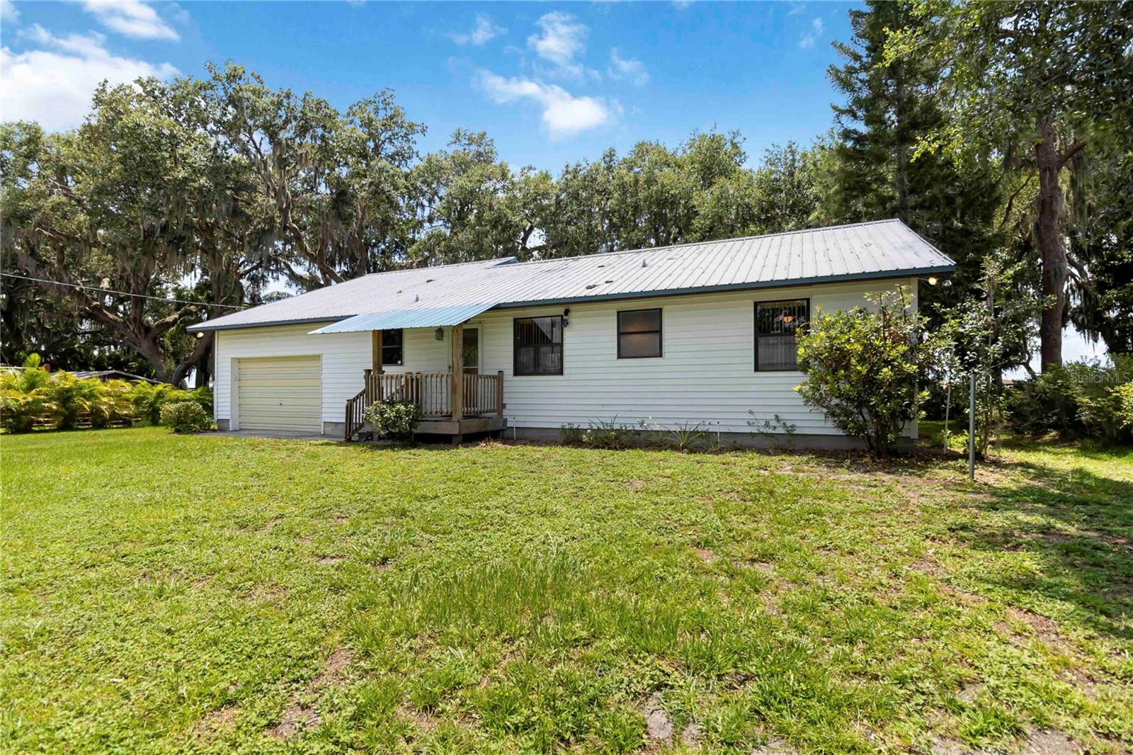 2740 BARKER ROAD