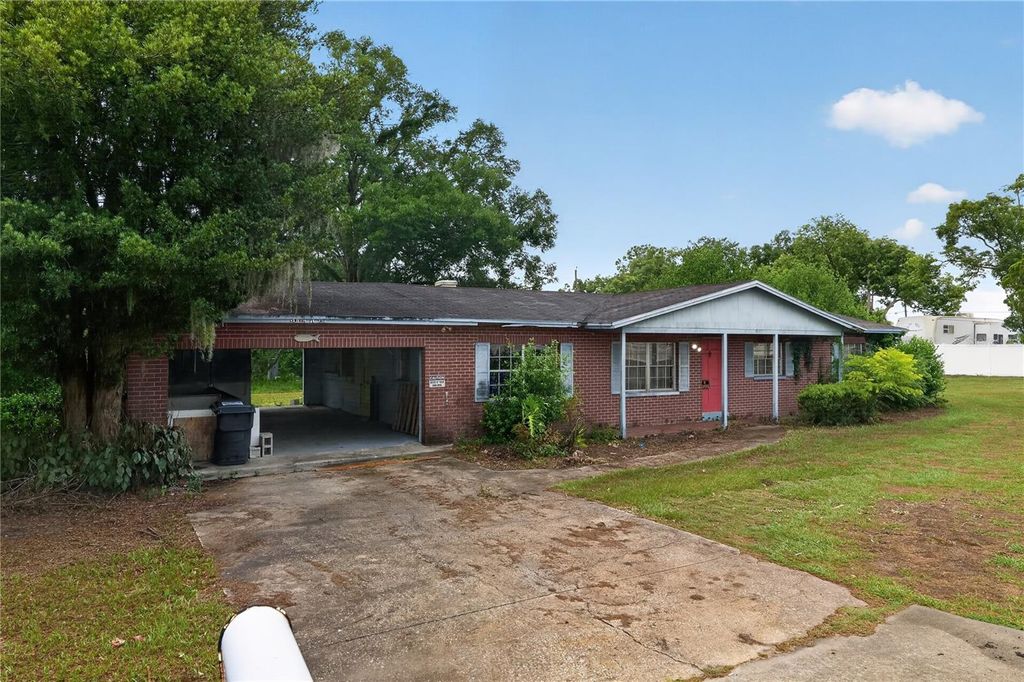 Photo of 4315 E County Road 540a, Lakeland, FL 33813 (MLS # O6420489)