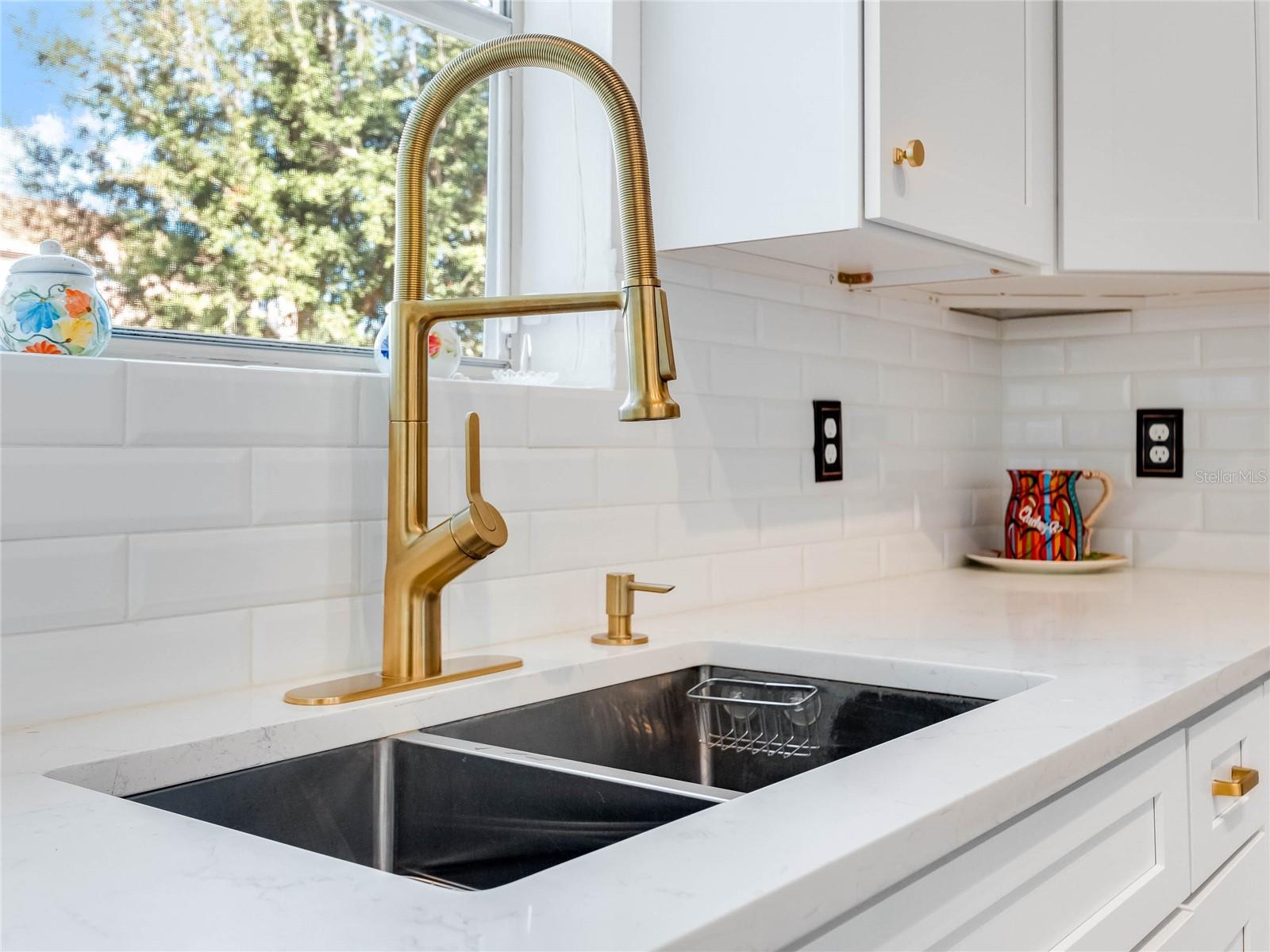 HUNTRIDGE UNIT 2 - Residential