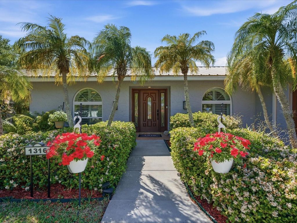 Photo of 1316 Kennywood Drive, Largo, FL 33770 (MLS # TB8489353)