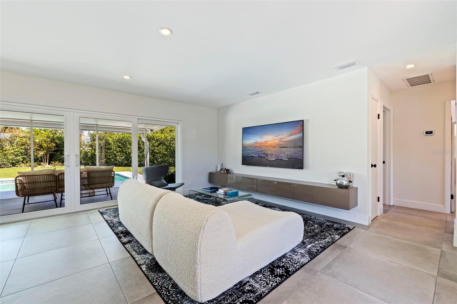 SUN VILLAGE SUB - Residential