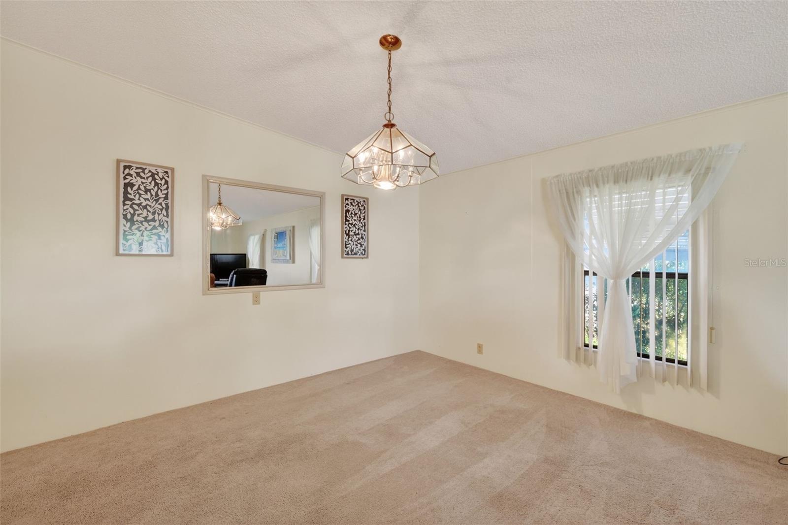 TAVARES FOX RUN MOBILE HOME - Residential