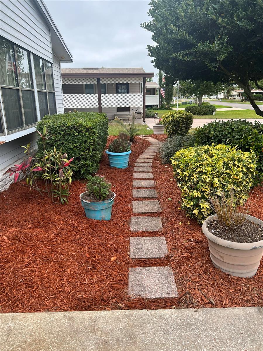 TAVARES FOX RUN MOBILE HOME - Residential