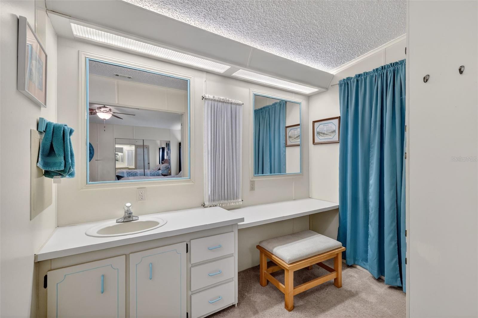 TAVARES FOX RUN MOBILE HOME - Residential