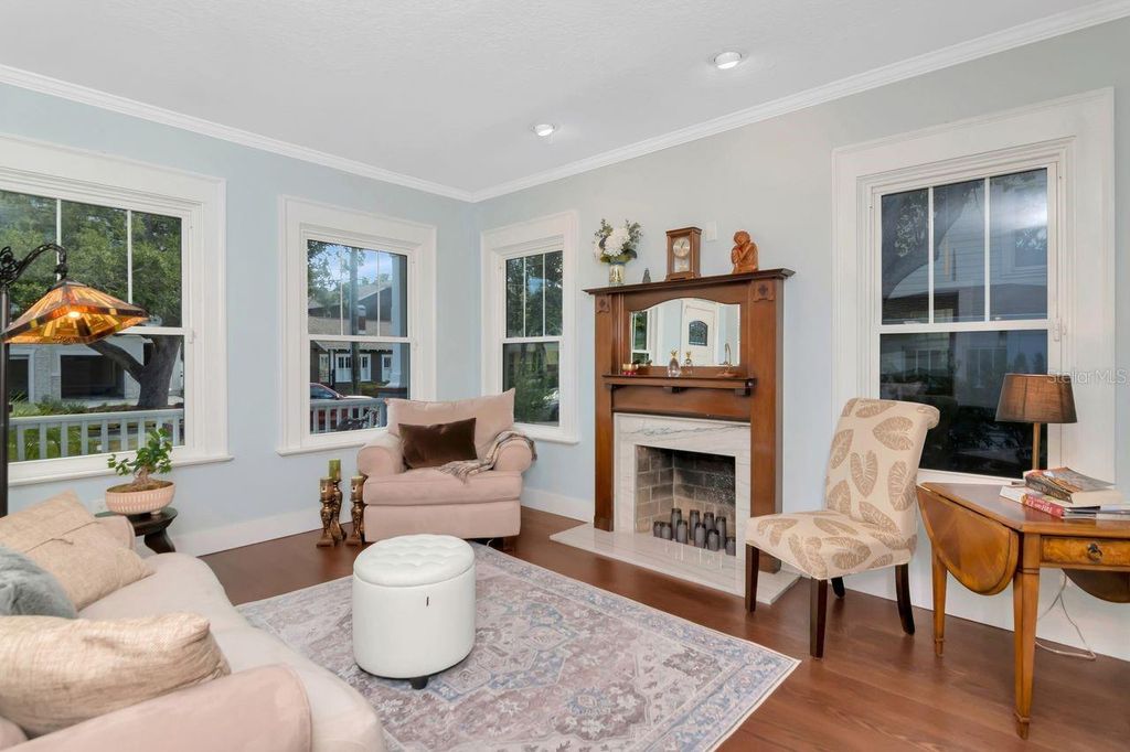 Photo of 2513 W Palm Drive, Tampa, FL 33629 (MLS # TB8470167)