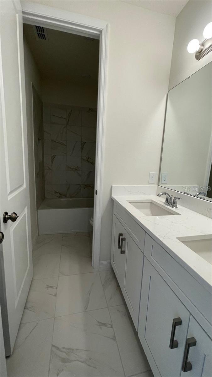 BELLALAGO PH 6H & 6I - Residential