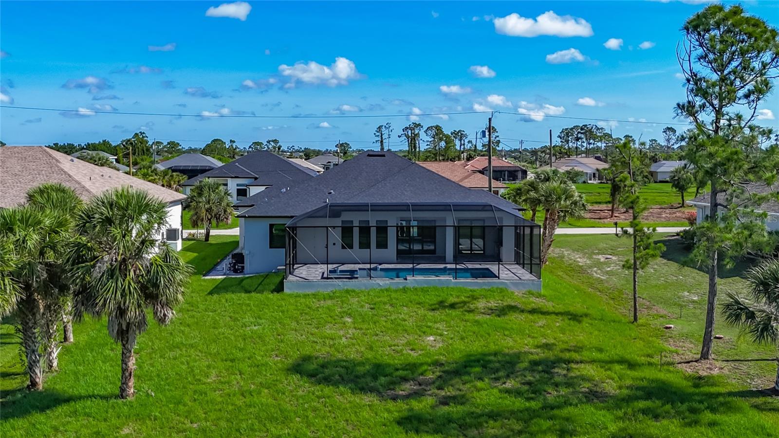 ROTONDA PINE VALLEY - Residential