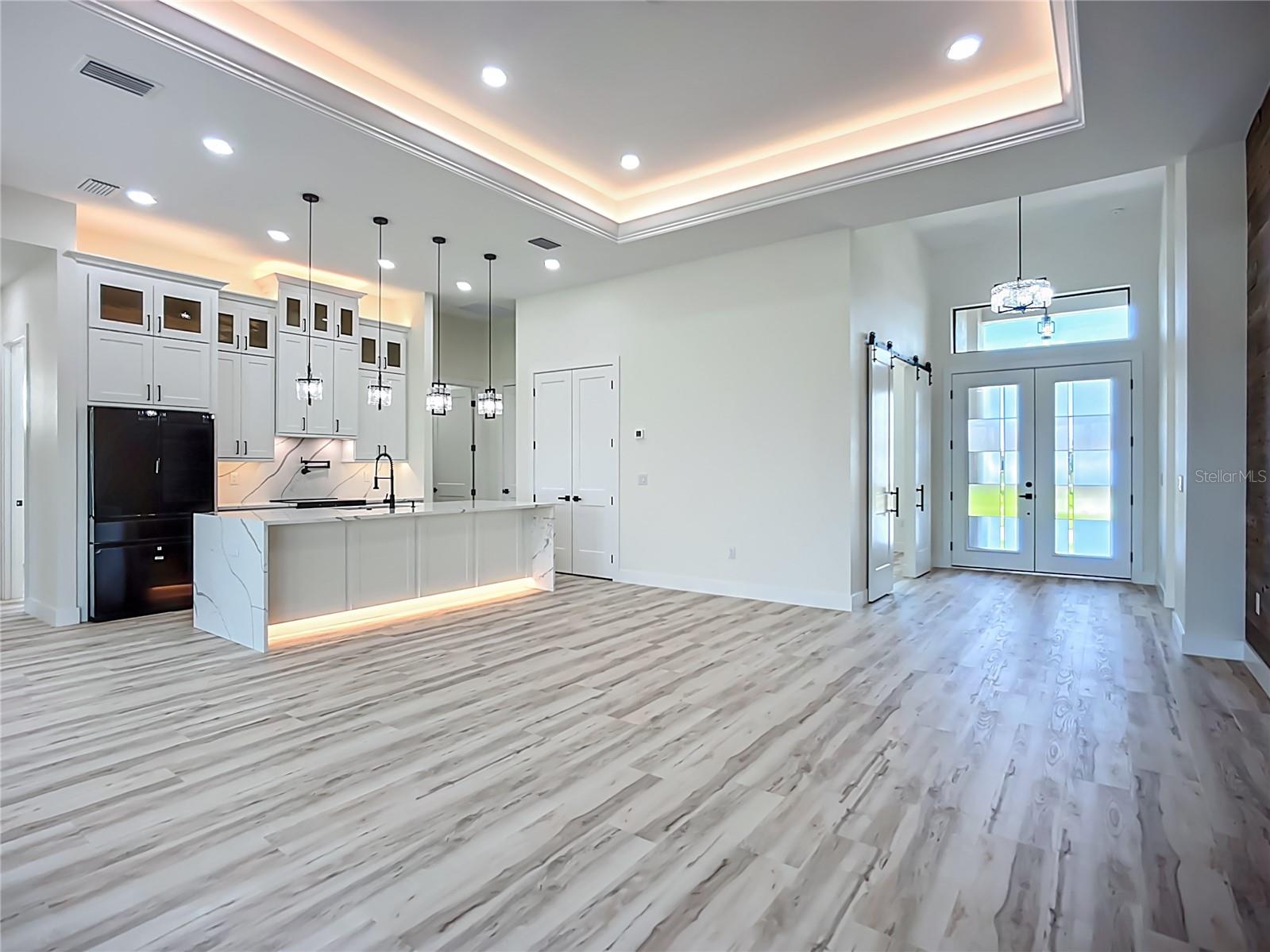 ROTONDA PINE VALLEY - Residential