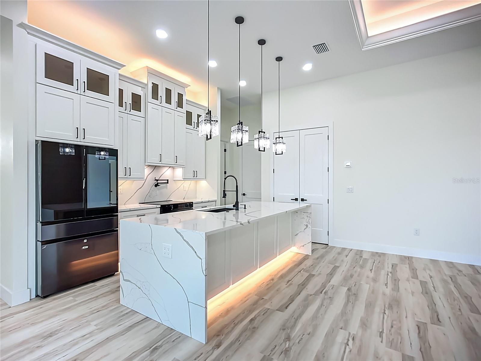 ROTONDA PINE VALLEY - Residential