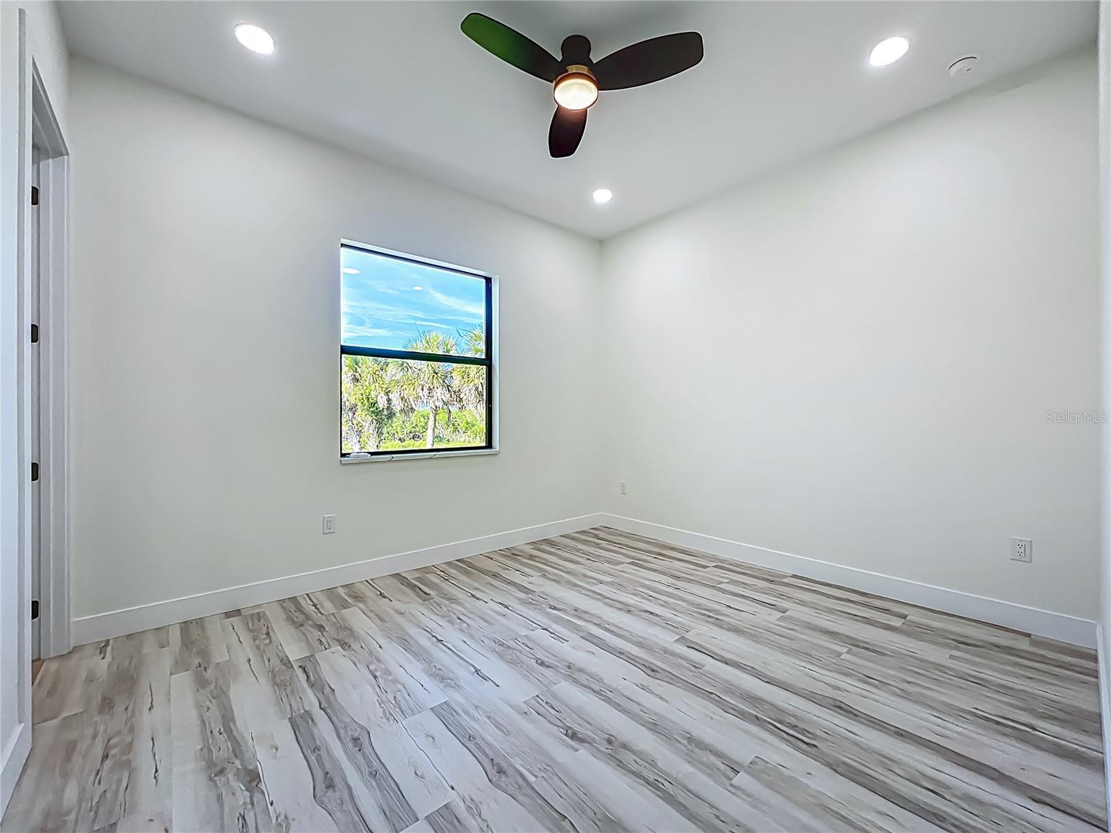 ROTONDA PINE VALLEY - Residential