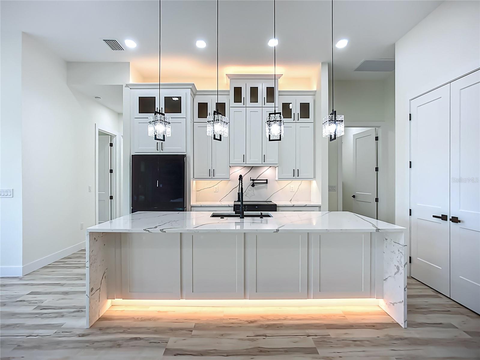 ROTONDA PINE VALLEY - Residential