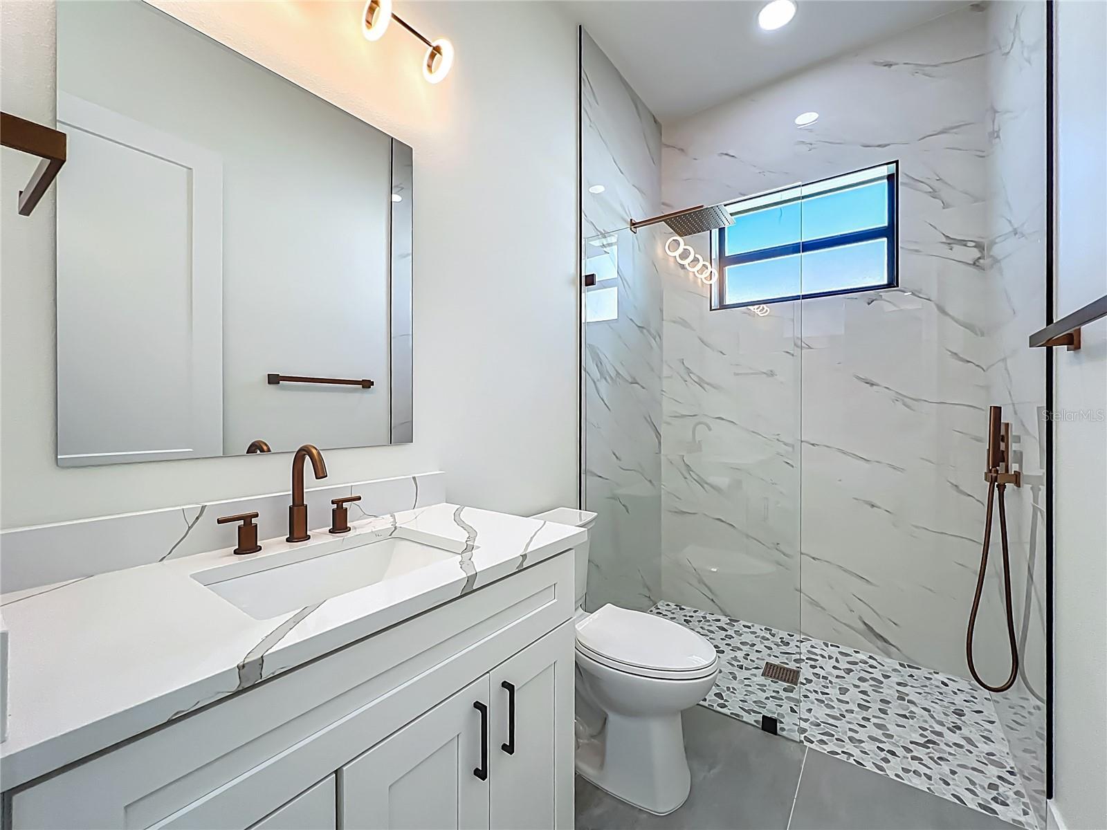 ROTONDA PINE VALLEY - Residential