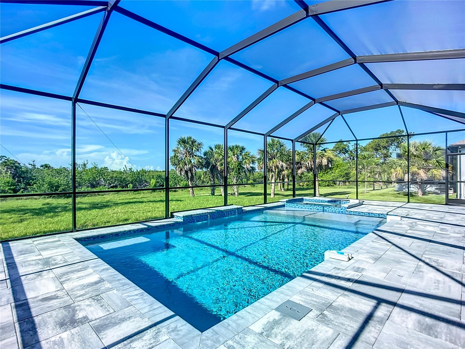 ROTONDA PINE VALLEY - Residential