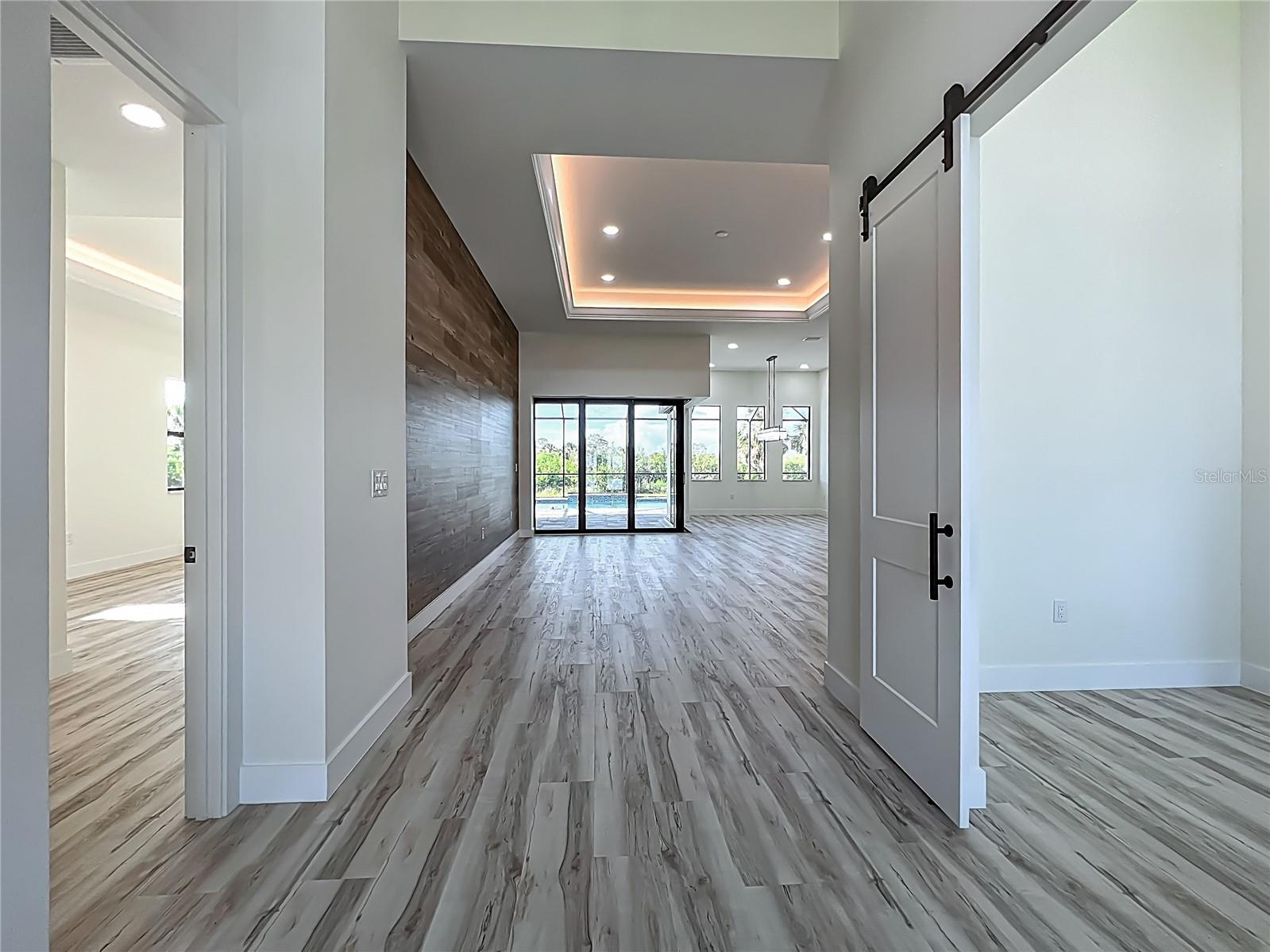 ROTONDA PINE VALLEY - Residential