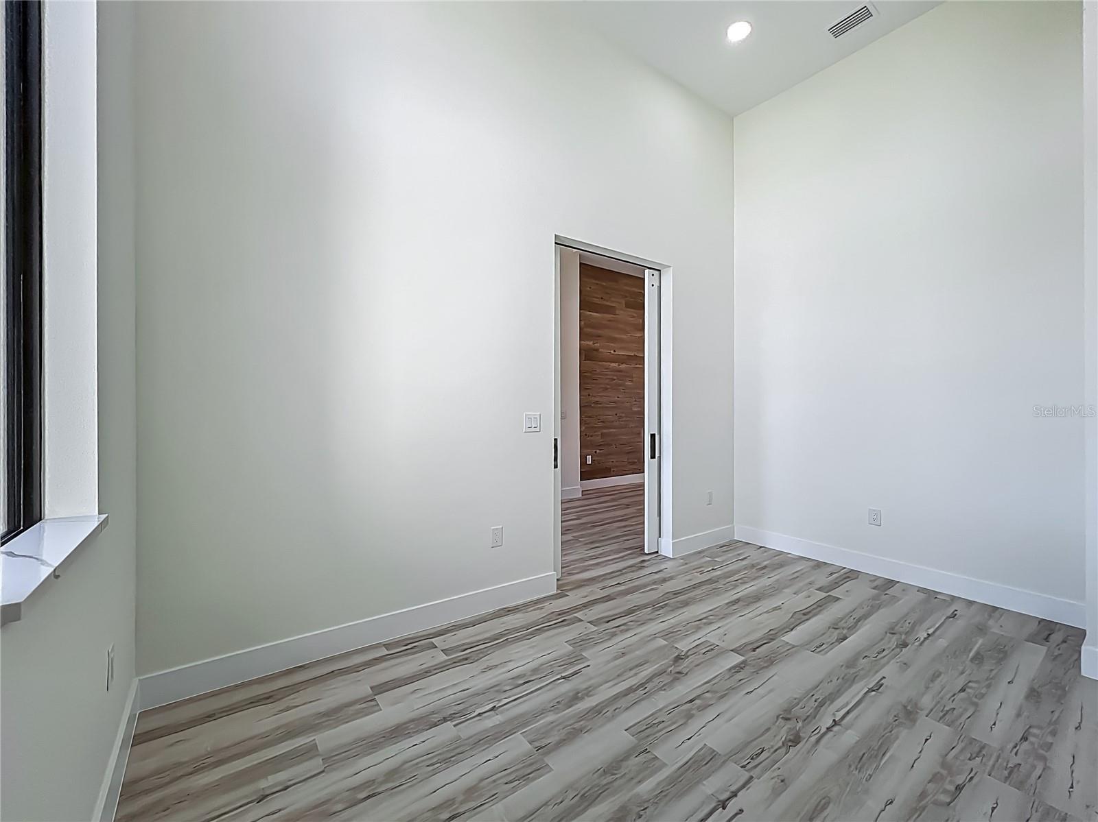 ROTONDA PINE VALLEY - Residential