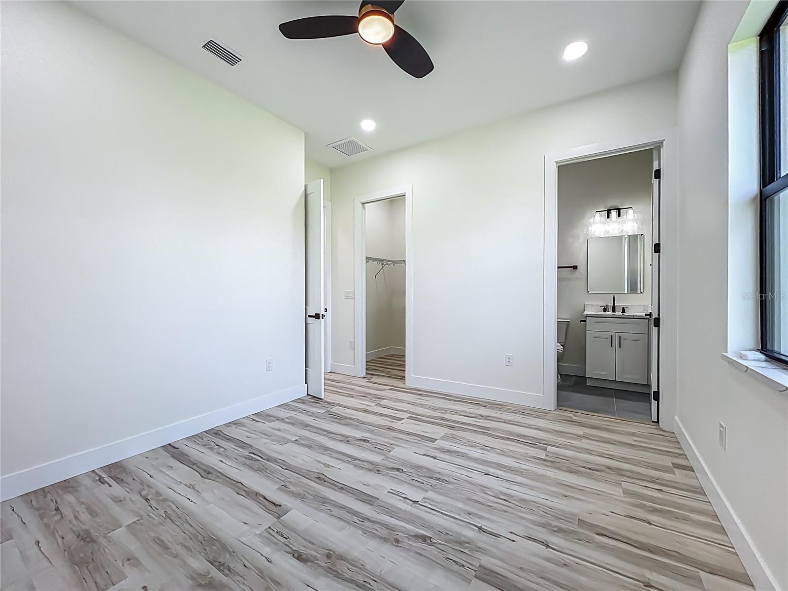 ROTONDA PINE VALLEY - Residential