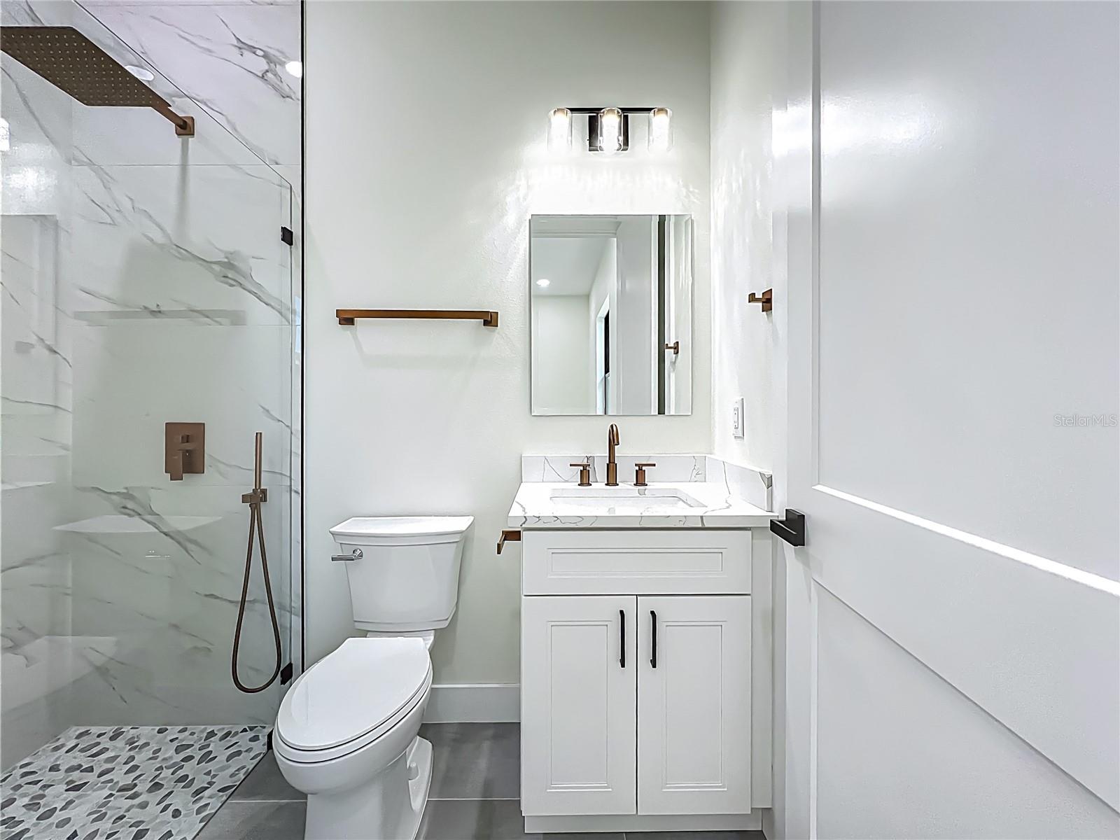 ROTONDA PINE VALLEY - Residential