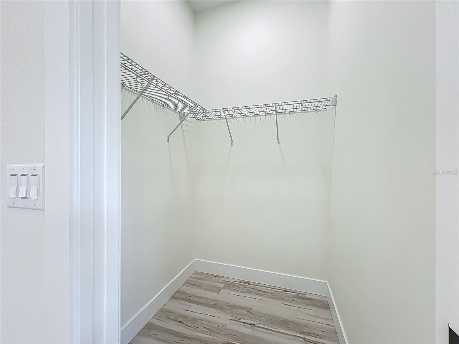 ROTONDA PINE VALLEY - Residential