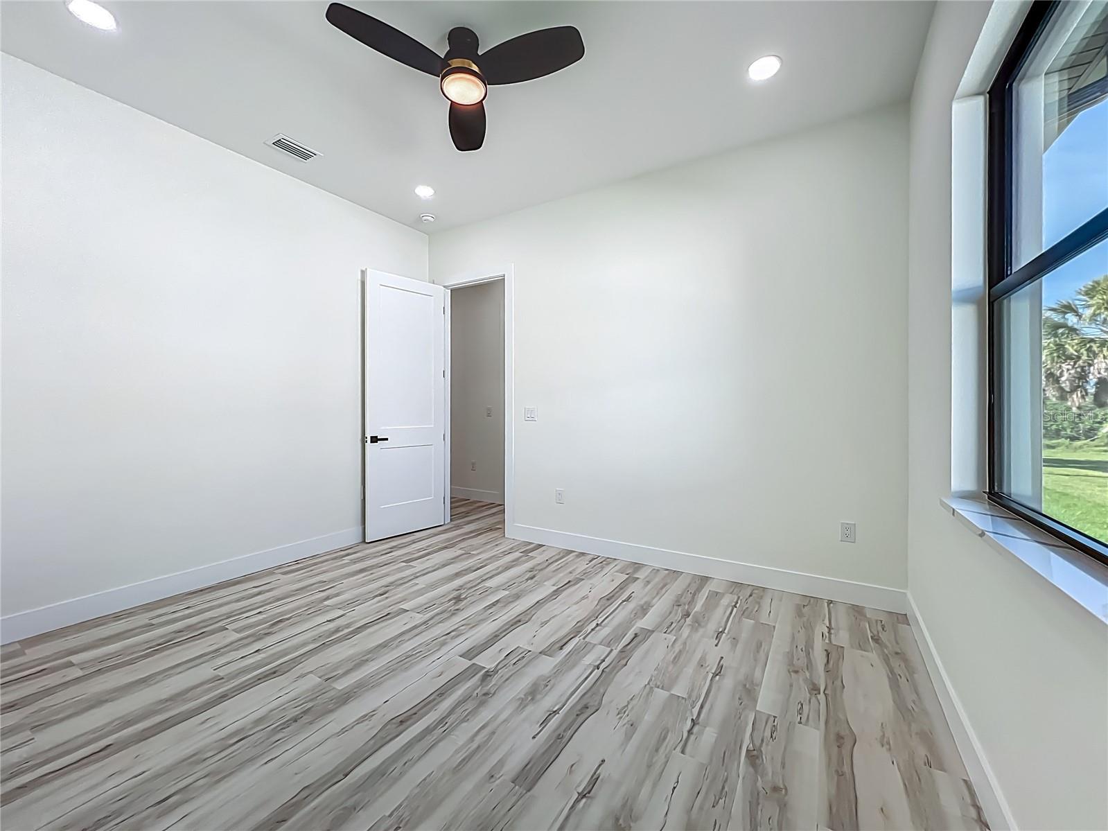 ROTONDA PINE VALLEY - Residential