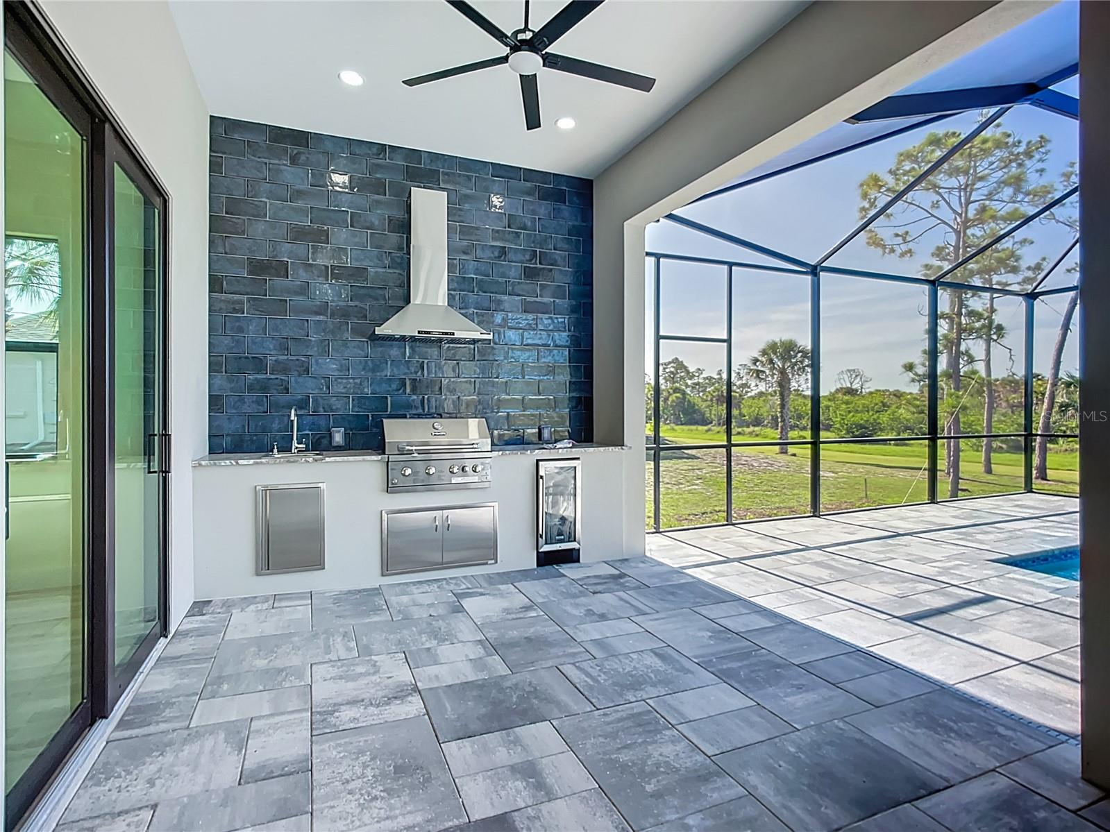 ROTONDA PINE VALLEY - Residential