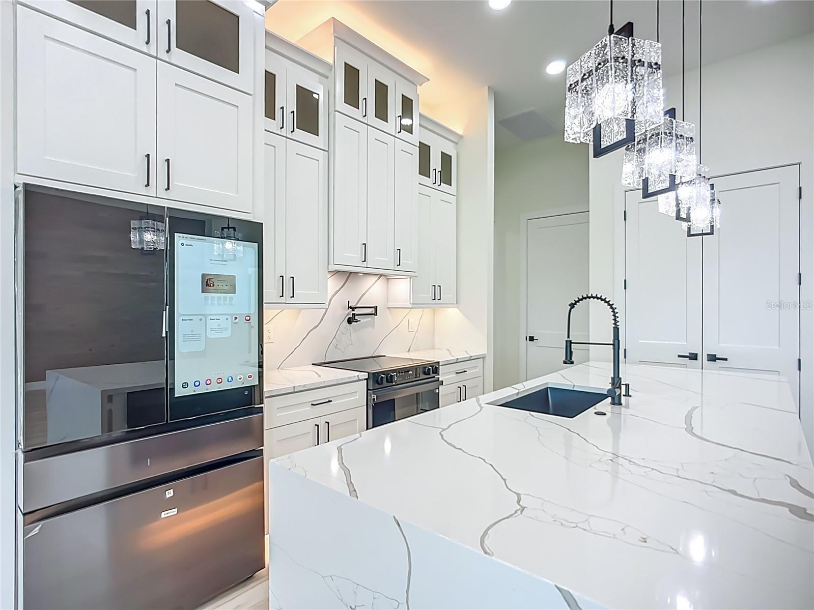 ROTONDA PINE VALLEY - Residential