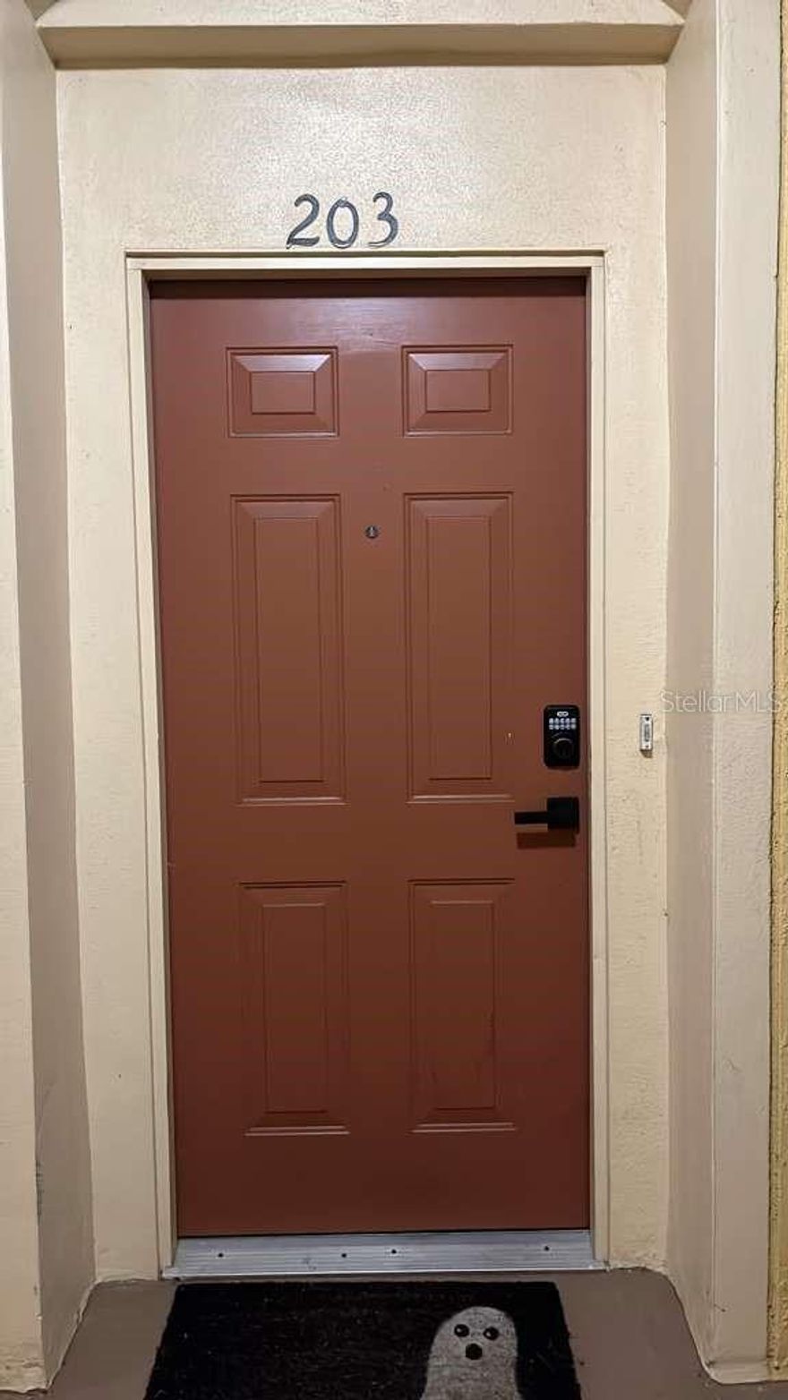 Welcome to 8710 Saratoga Inlet Dr, Unit 203, Orlando, FL 32829 — a beautifully maintained 3-bedroom, 2-bathroom condo located in one of Orlando’s most convenient and desirable areas.
Situated in a gated community, this spacious second-floor unit features a highly sought-after split floor plan that offers privacy and comfort for residents or guests. The upgraded kitchen includes modern finishes, ample cabinetry, and a functional layout perfect for cooking and entertaining.
Enjoy resort-style living with community amenities such as a sparkling pool, fitness center, clubhouse, and well-kept common areas. The location is unbeatable—just minutes from major highways, Orlando International Airport, Lake Nona/Medical City, shopping, dining, parks, and all the attractions Orlando has to offer.
Whether you're looking for a primary residence or a strong investment opportunity, this unit provides exceptional value in a thriving area.
Don’t miss the chance to own this move-in-ready gem in the heart of Orlando!