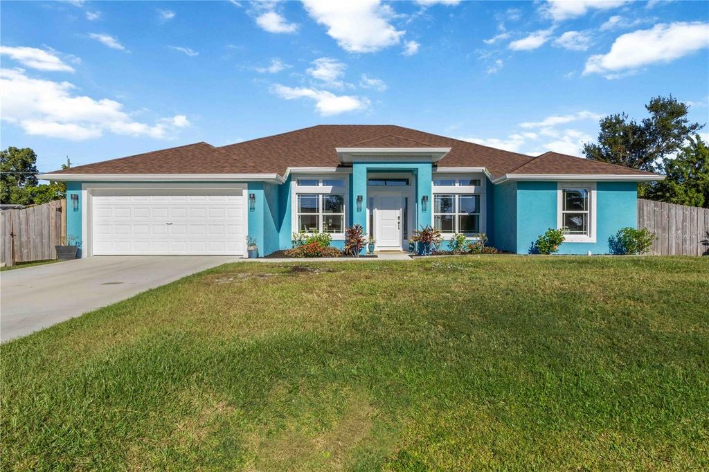 Photo of 364 Garden Road, Venice, FL 34293 (MLS # A4661734)