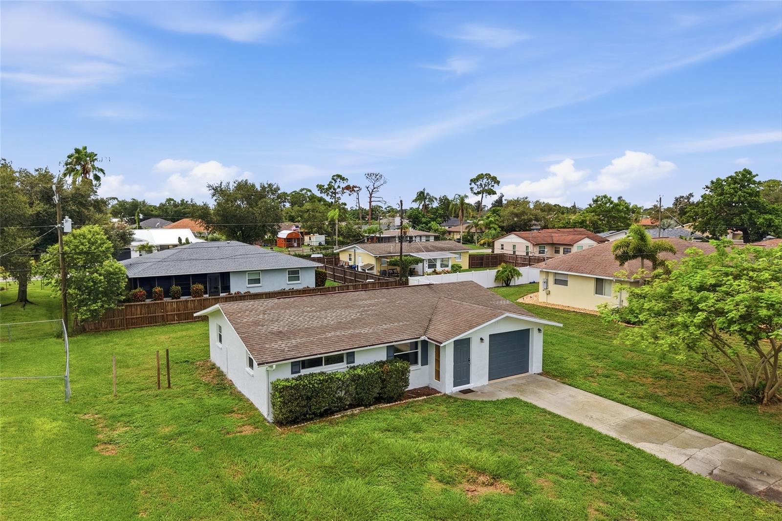 935 EVEREST ROAD