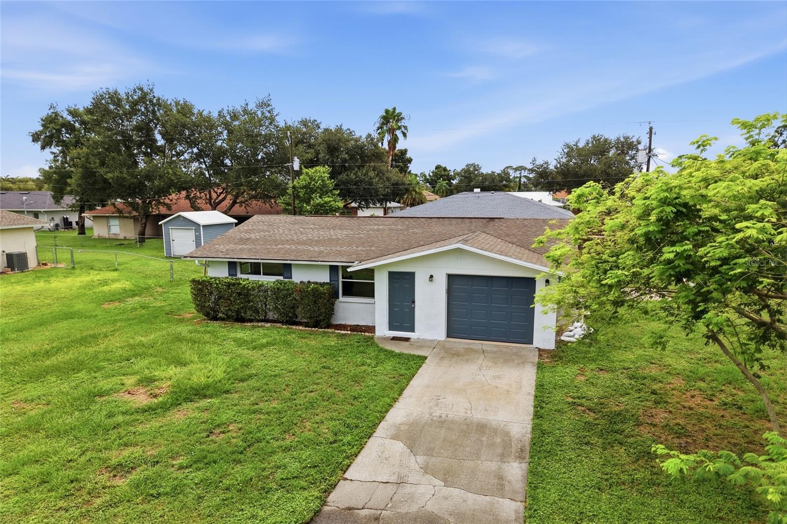 935 EVEREST ROAD