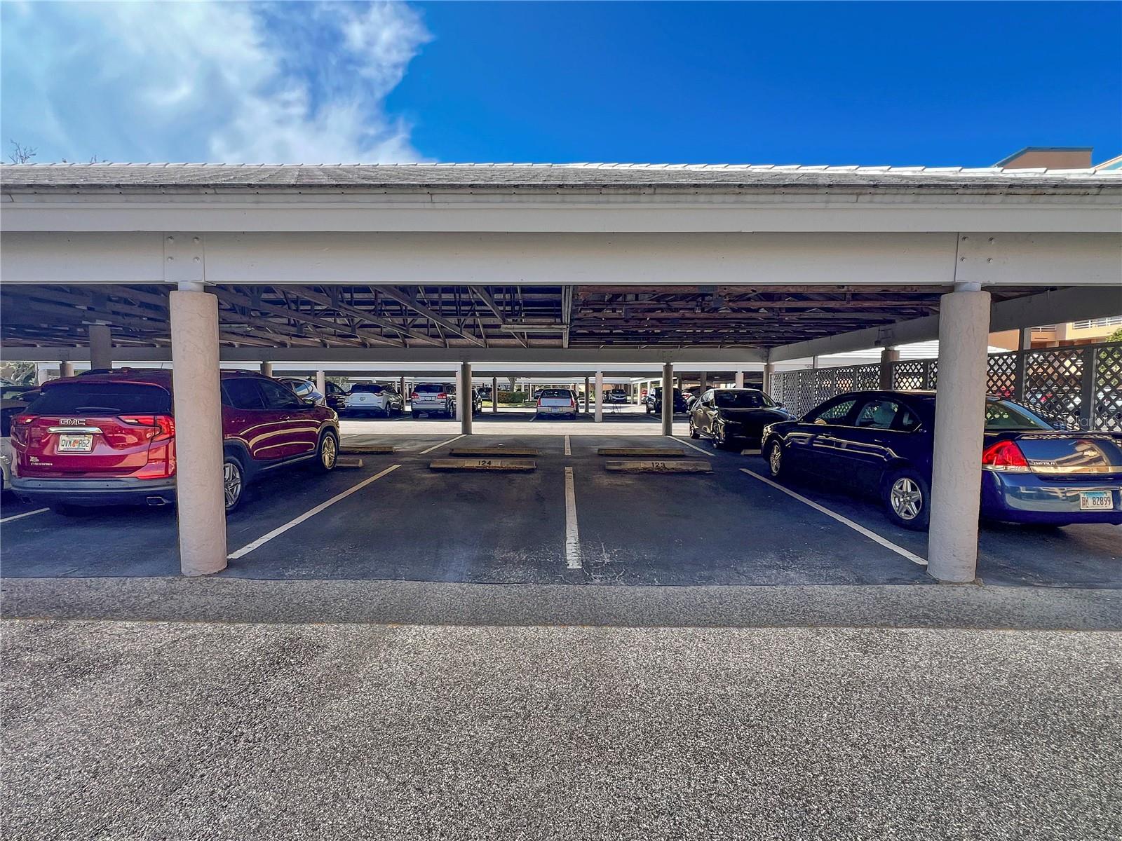 THE GREENS AT PINEBROOK PH 3 - Residential