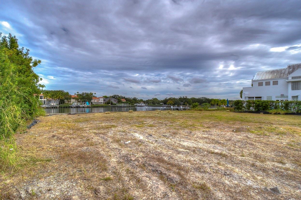 BEACH PARK ISLE SUB - Land