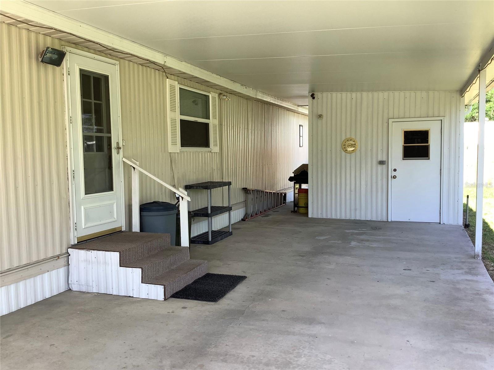 Photo 4 of 36 of 9685 SE 162ND PLACE mobile home