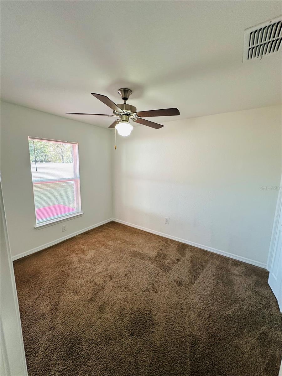 SILVER SPGS SHORES UN 21 - Residential Lease