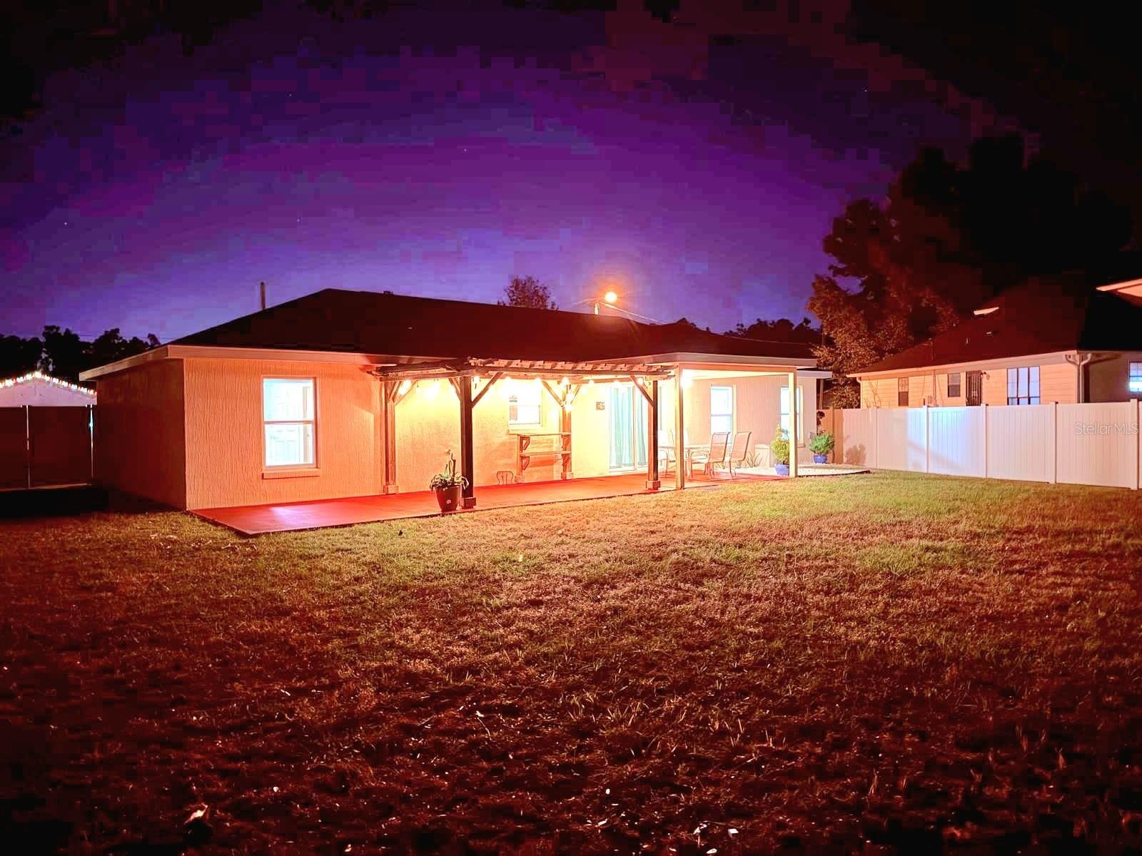 SILVER SPGS SHORES UN 21 - Residential Lease