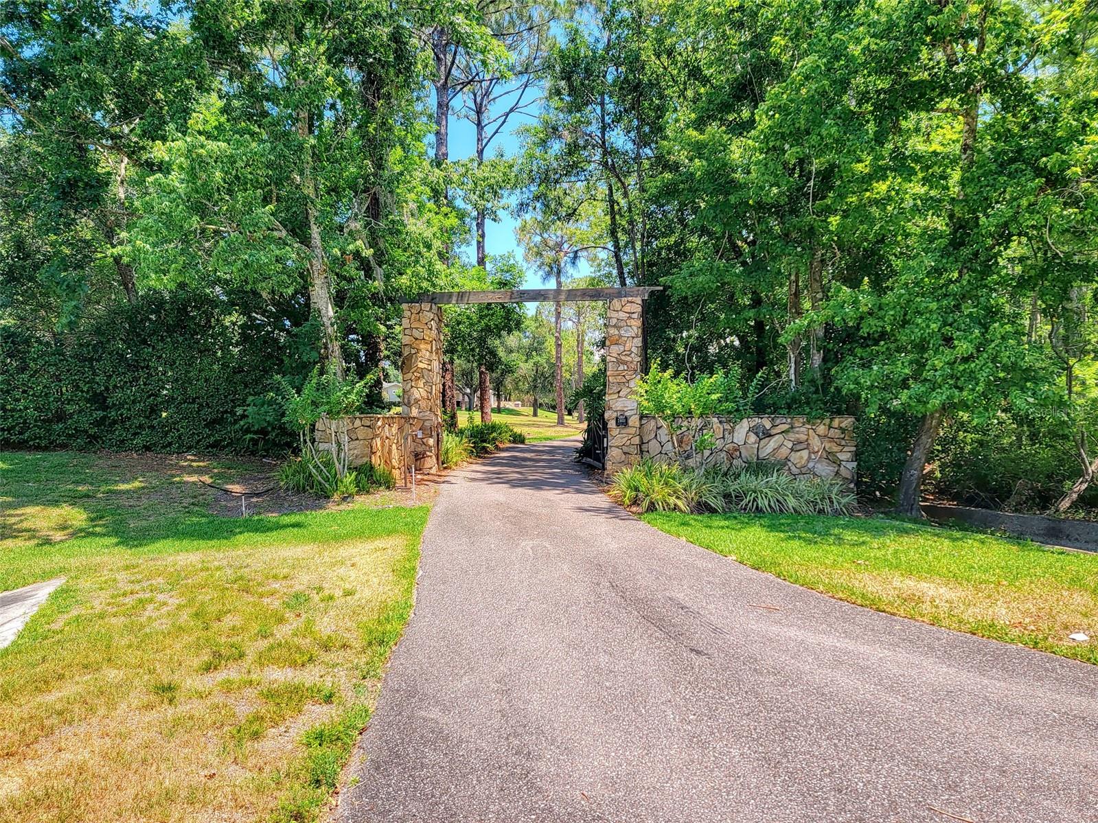 ACREAGE - Residential