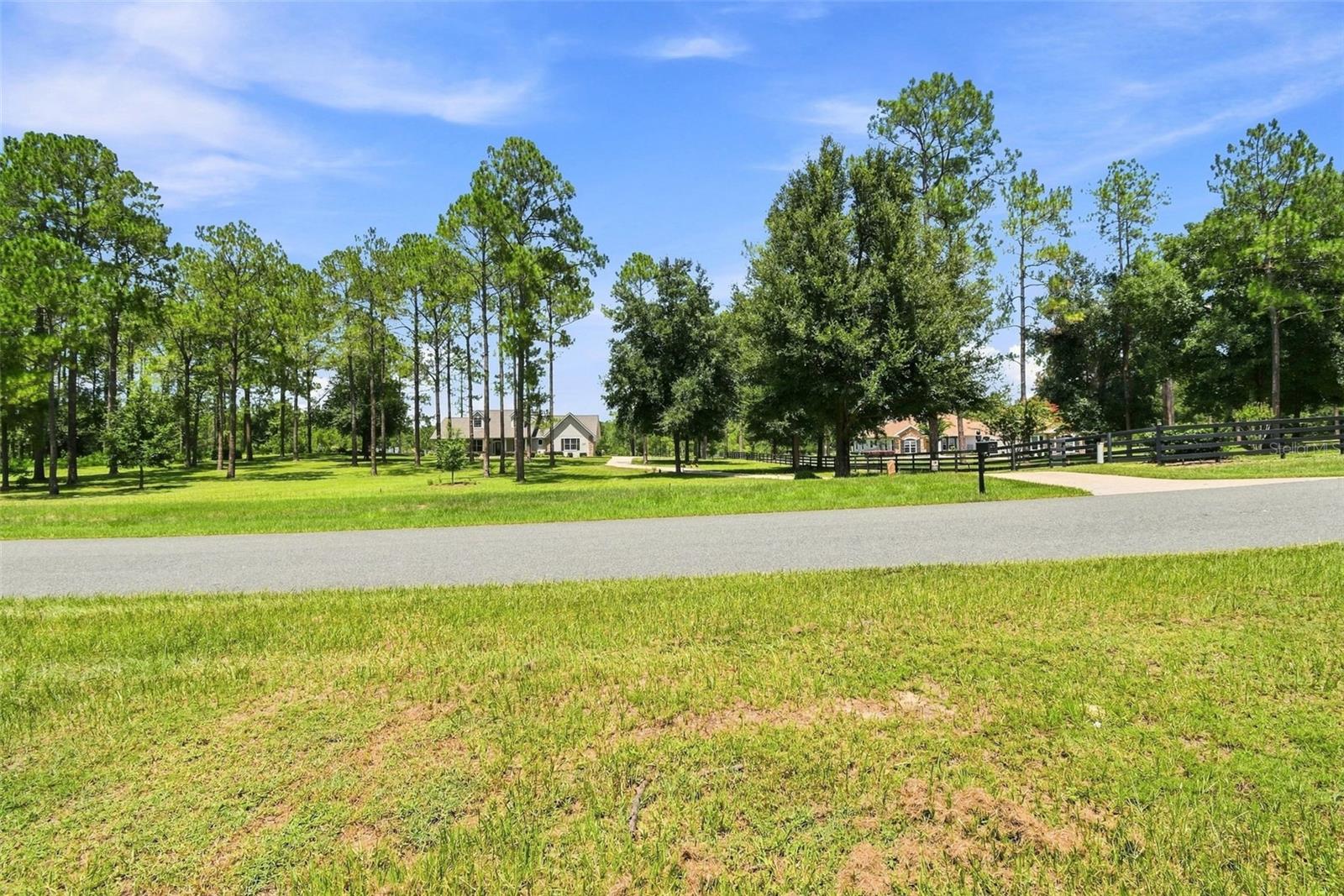24150 GREENWOOD CROSSING
