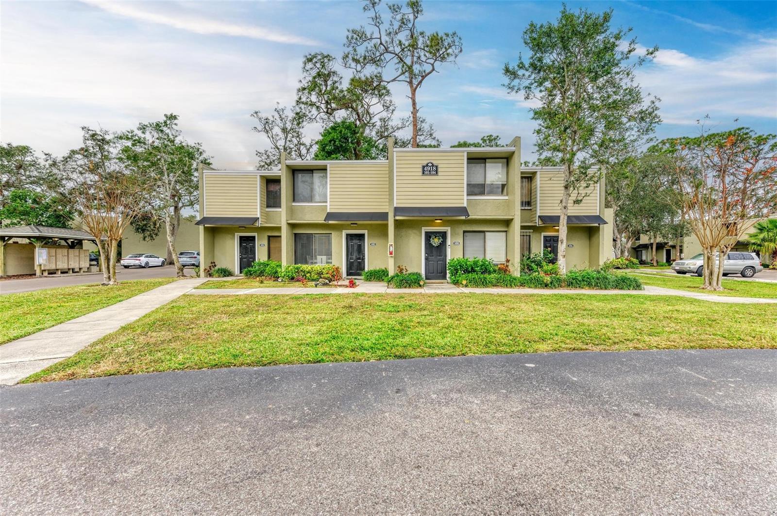Nestled in the gated Grand Oaks community, this easy-to-show, beautifully remodeled 2 bedroom, 1.5 bathroom condo offers 1,070 square feet of thoughtfully upgraded living space. Boasting a private fenced backyard and designated parking, this home is perfect for relaxing, entertaining, or as a fantastic investment opportunity.
As you step through the front door, you’re immediately greeted by a flexible space that could serve as a formal dining area, a cozy sitting room, or even a home office—perfect for whatever suits your lifestyle. The fresh interior paint, modern light fixtures, and luxury vinyl flooring set the tone for the stylish upgrades you’ll find throughout the home.
Walking further into the home, the remodeled kitchen catches your eye with its sleek quartz countertops, crisp shaker cabinets, and a striking subway tile backsplash. The upgraded appliances complete the space, making it both functional and inviting. Just beyond the kitchen, the open-concept living room draws you in, filled with natural light and offering seamless access to the screened lanai through sliding glass doors.
Heading upstairs, the luxury vinyl flooring continues up the staircase, leading you to two generously sized bedrooms and a beautifully remodeled full bathroom. Each space feels fresh and ready to make your own.
Step outside, and you’ll find a fenced backyard with a concrete patio—your own private oasis, ideal for gatherings, grilling, or simply relaxing. The screened lanai also houses the washer and dryer, adding convenience to everyday living.
Every corner of this home has been thoughtfully upgraded, making it move-in ready and perfect for use as a seasonal retreat, a starter home, or an investment property. Located in the gated Grand Oaks community, you’ll also enjoy amenities like a heated pool, fitness center, dog park, and car care center.
Situated in a prime location, this home offers quick access to IMG Academy, State College of Florida, Gulf beaches, downtown Bradenton and Sarasota, SRQ Airport, as well as plenty of shopping, dining, and medical facilities. It’s the perfect blend of convenience and comfort. Schedule your showing today to experience this exceptional home in person!