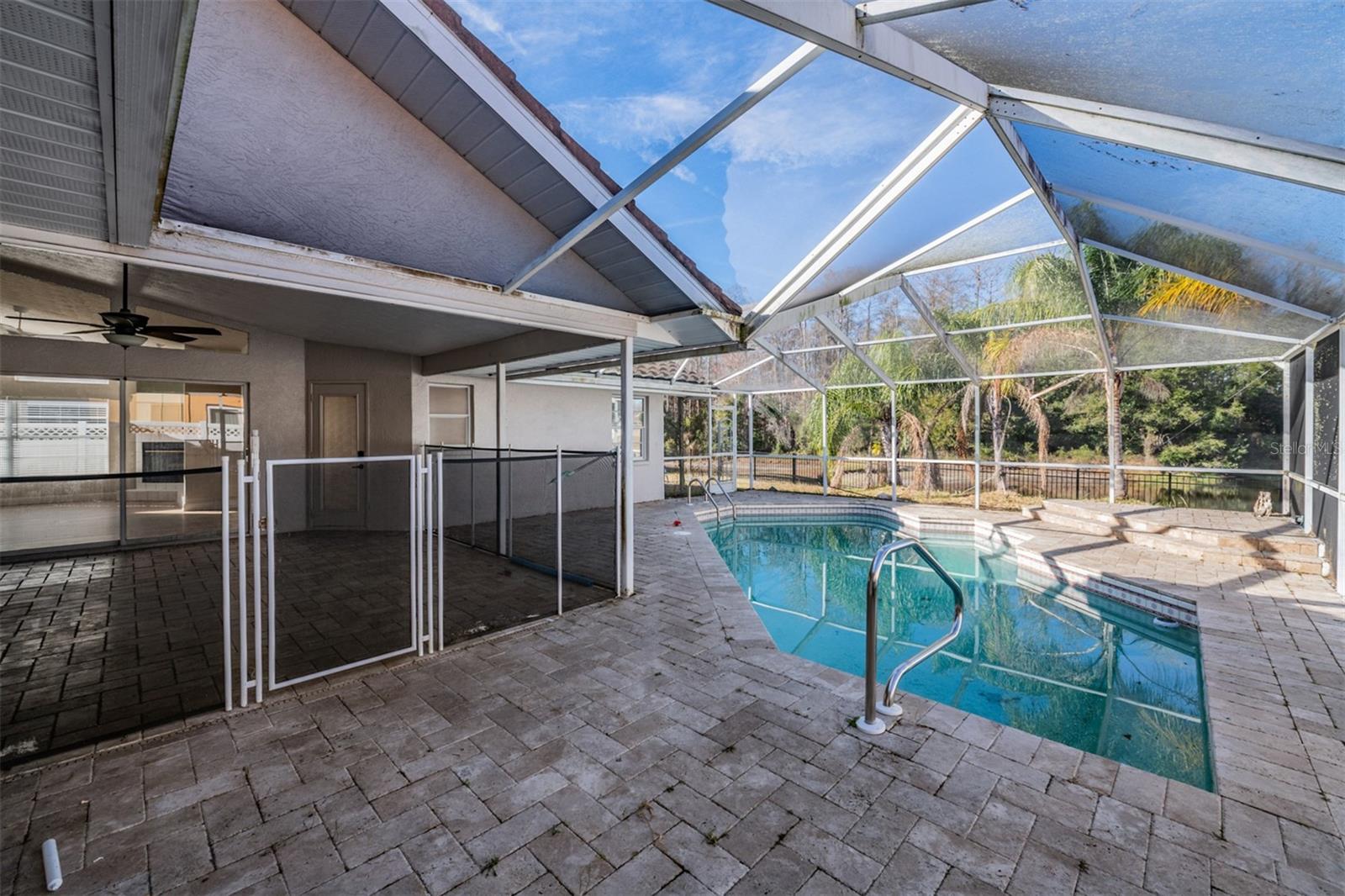 HUNTERS RIDGE - Residential