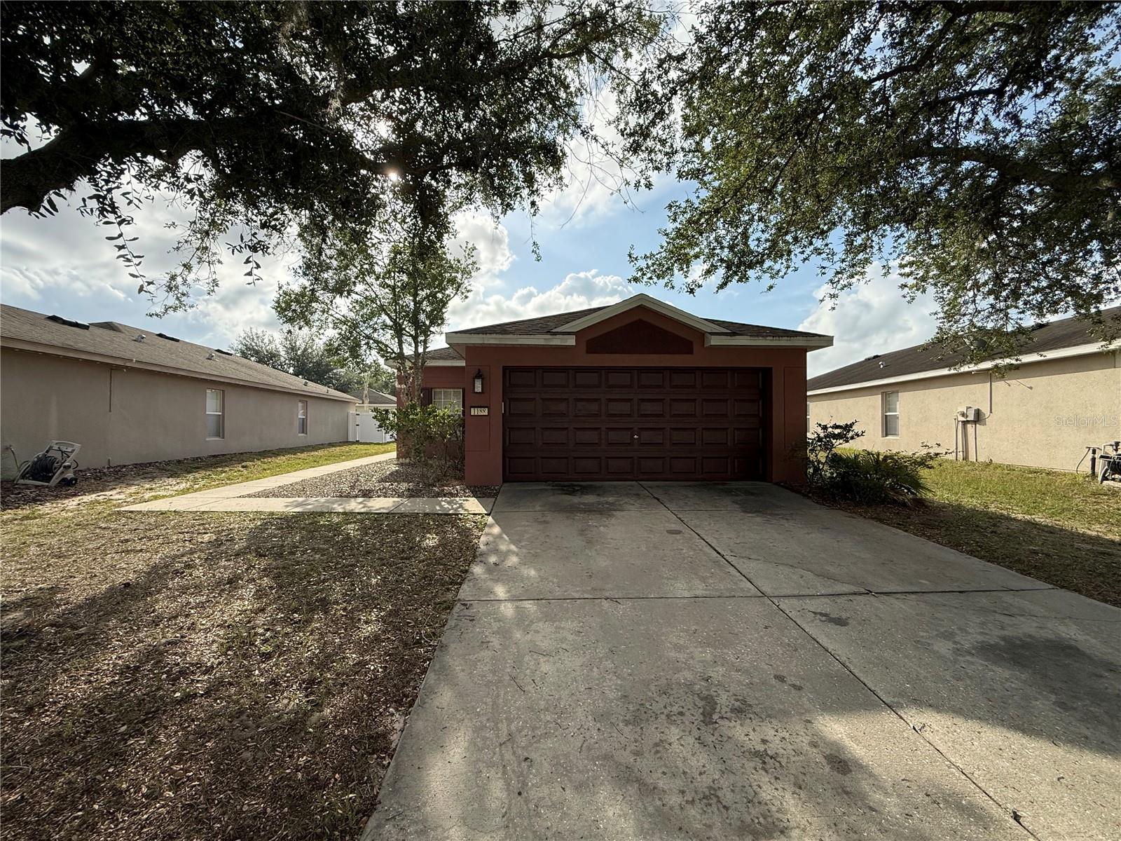 1188 THREE LEAF LANE