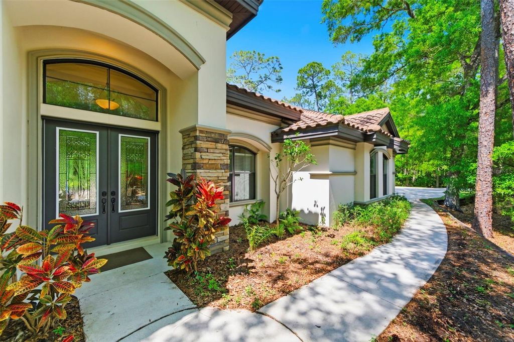 Photo of 4120 Ridgemoor Drive, Palm Harbor, FL 34685 (MLS # TB8491190)