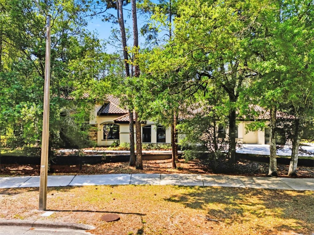 Photo of 4120 Ridgemoor Drive, Palm Harbor, FL 34685 (MLS # TB8491190)