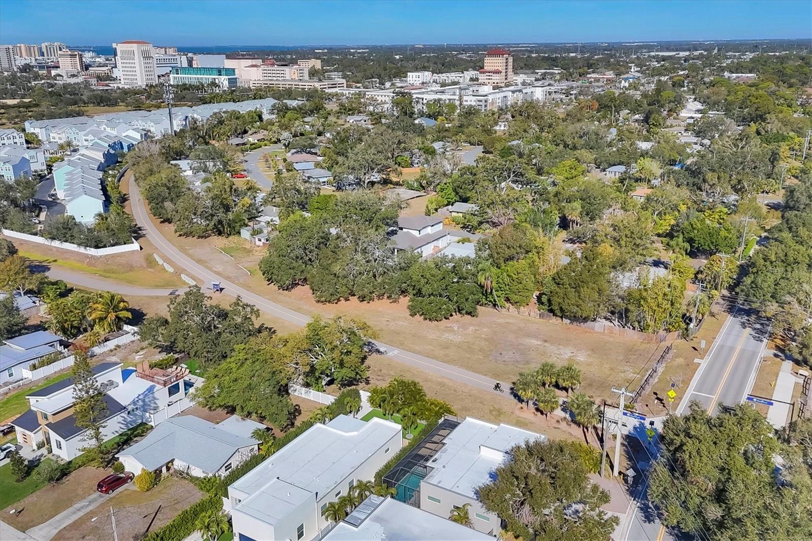 HUDSON PARK - Residential