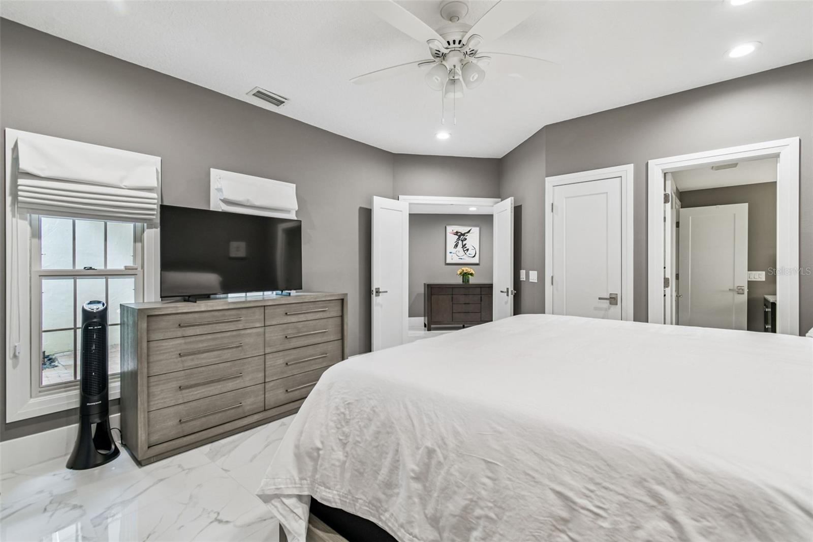 LAKE ELLEN LANDINGS III A CONDO - Residential
