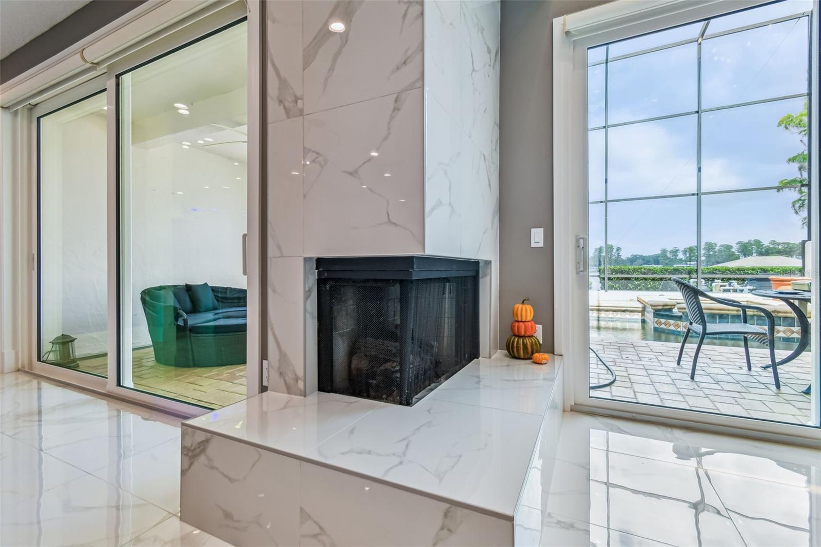 LAKE ELLEN LANDINGS III A CONDO - Residential